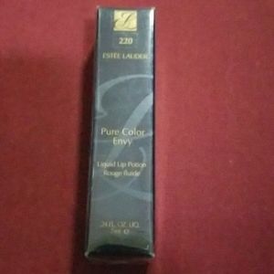 Estee Lauder Lipstick